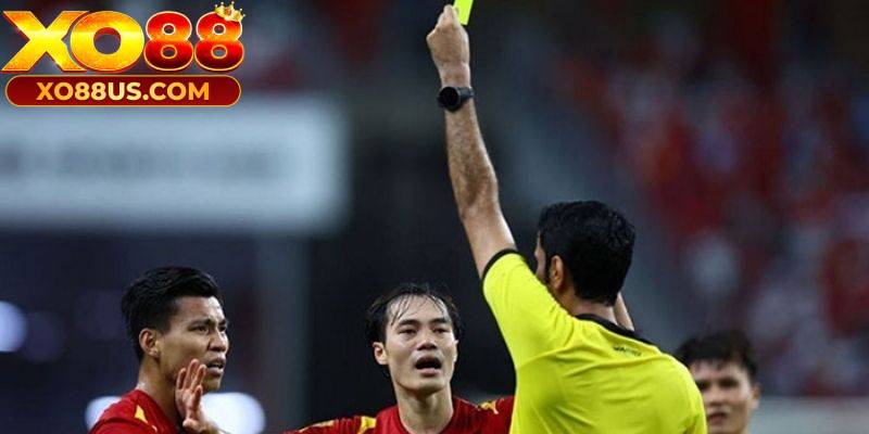 Phân tích kỹ lối chơi và đội hình dự kiến ra sân rất quan trọng khi soi thẻ phạt Phân tích kỹ lối chơi và đội hình dự kiến ra sân rất quan trọng khi soi thẻ phạt